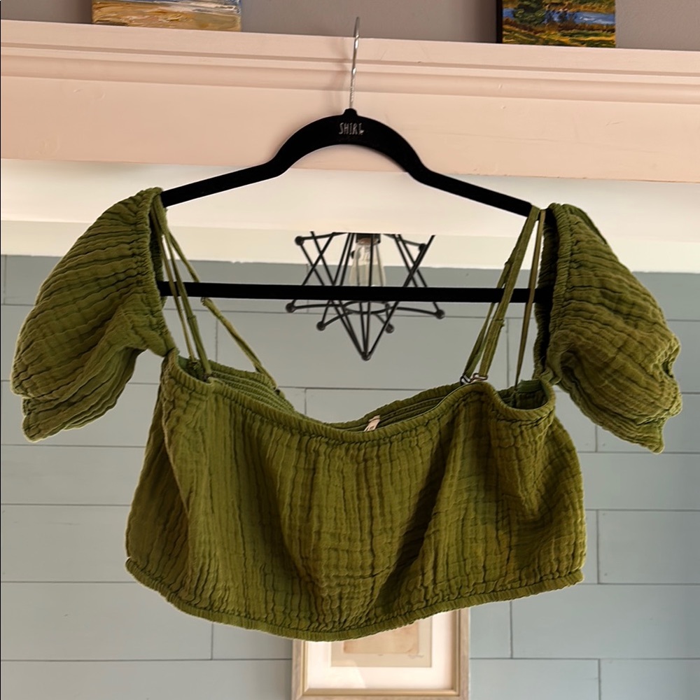 Anthropologie Green Puff Sleeve Smocked Crop Top‎